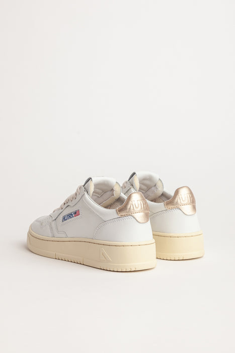 Autry Sneaker Medalist 01 Low Woman in White Gold