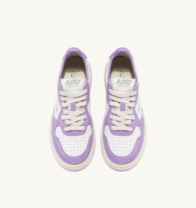 Autry Sneaker Low Woman Bicolor in Weiß Lavendel