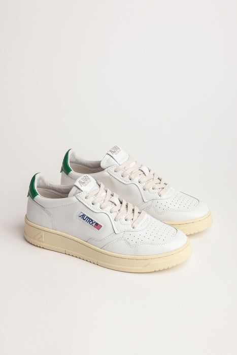 Autry Sneaker Medalist 01 Low Women in White Green