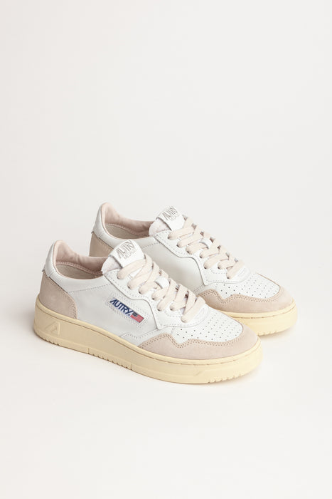Autry Sneaker Medalist 01 Woman Suede in White White