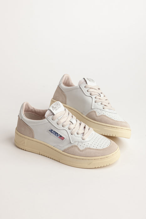 Autry Sneaker Medalist 01 Woman Suede in White White